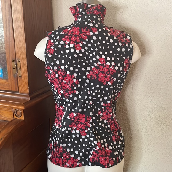 DS By Debbie Shuchat Sleeveless Ruffled Top Front Zipper Closure - Picture 4 of 6